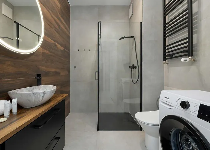 Nowoczesny Przy Rzece W Szczecinie Z Widokiem I Parkingiem By Renters *